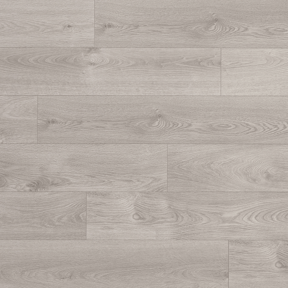 Laminado Interlaken Oak, com uma cor cinza médio, acabamento mate e réguas médias.
